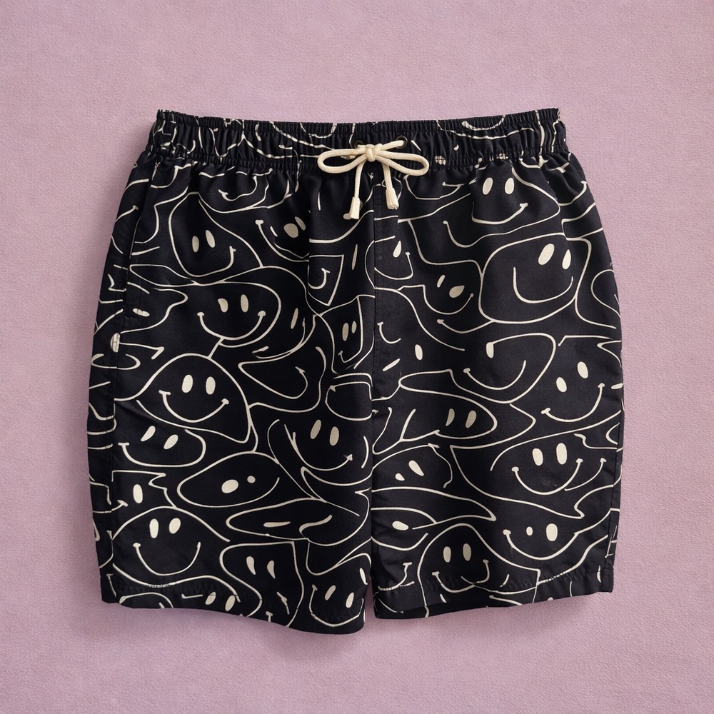 Negative Space Smiley Face Print Drawstring Shorts Size L